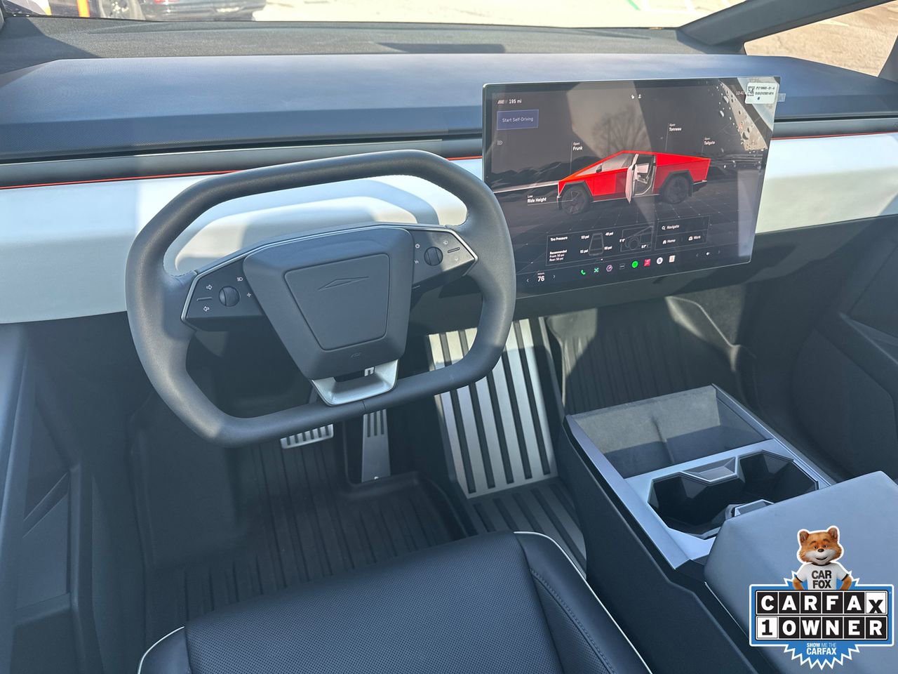 Used 2024 Tesla Cybertruck AWD Crew Cab image 22