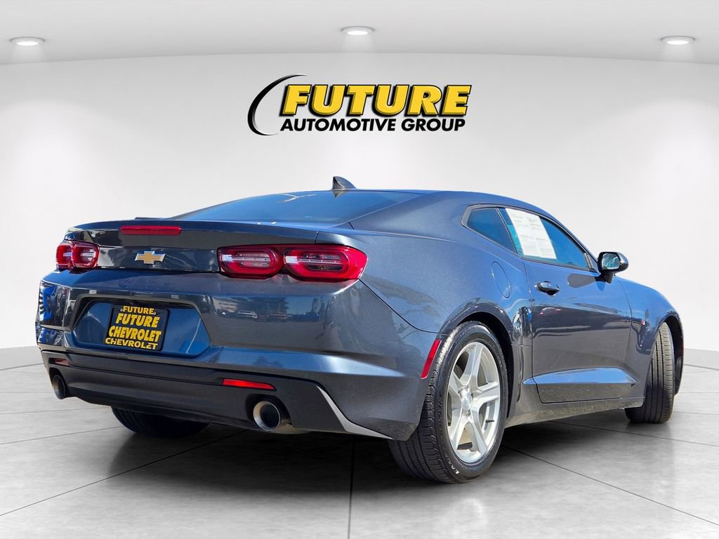 Used 2023 Chevrolet Camaro LT image 4