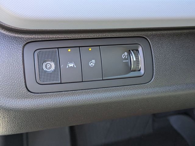 New 2027 Chevrolet Bolt LT w/ Comfort Package image 13