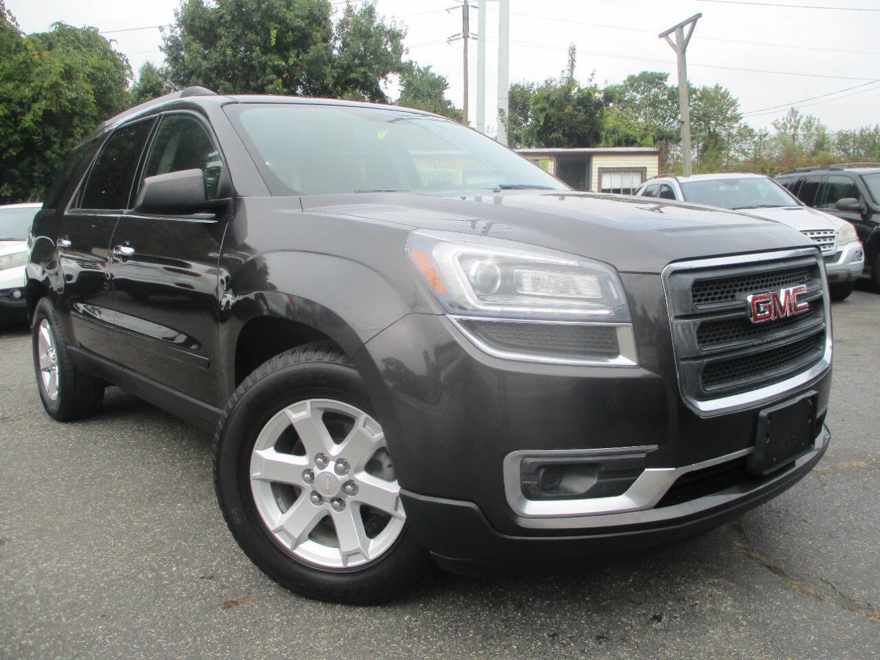Used 2016 GMC Acadia SLE