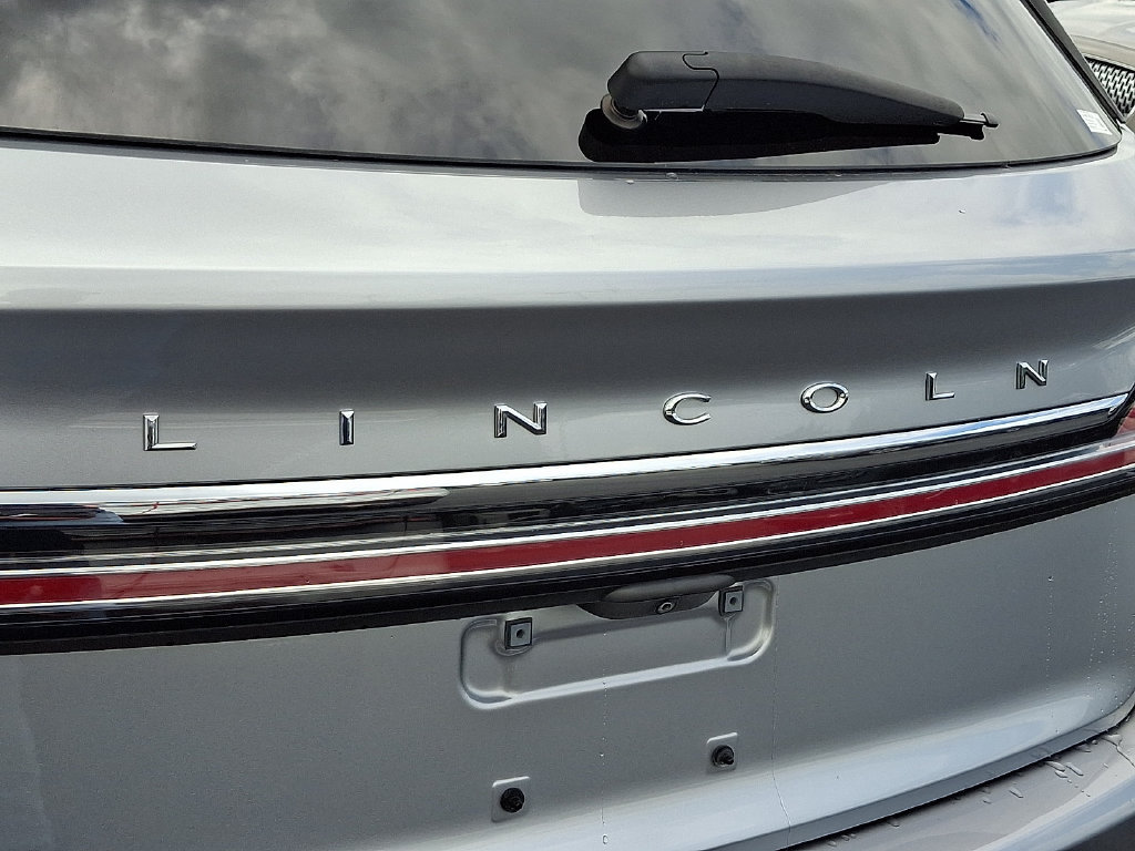 Certified 2023 Lincoln Nautilus AWD w/ Premium Package image 30