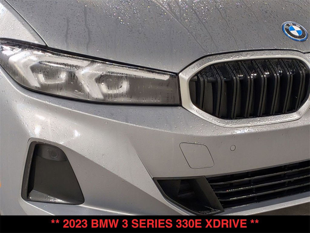 Certified 2023 BMW 330e xDrive 330e xDrive w/ Driving Assistance Package image 18