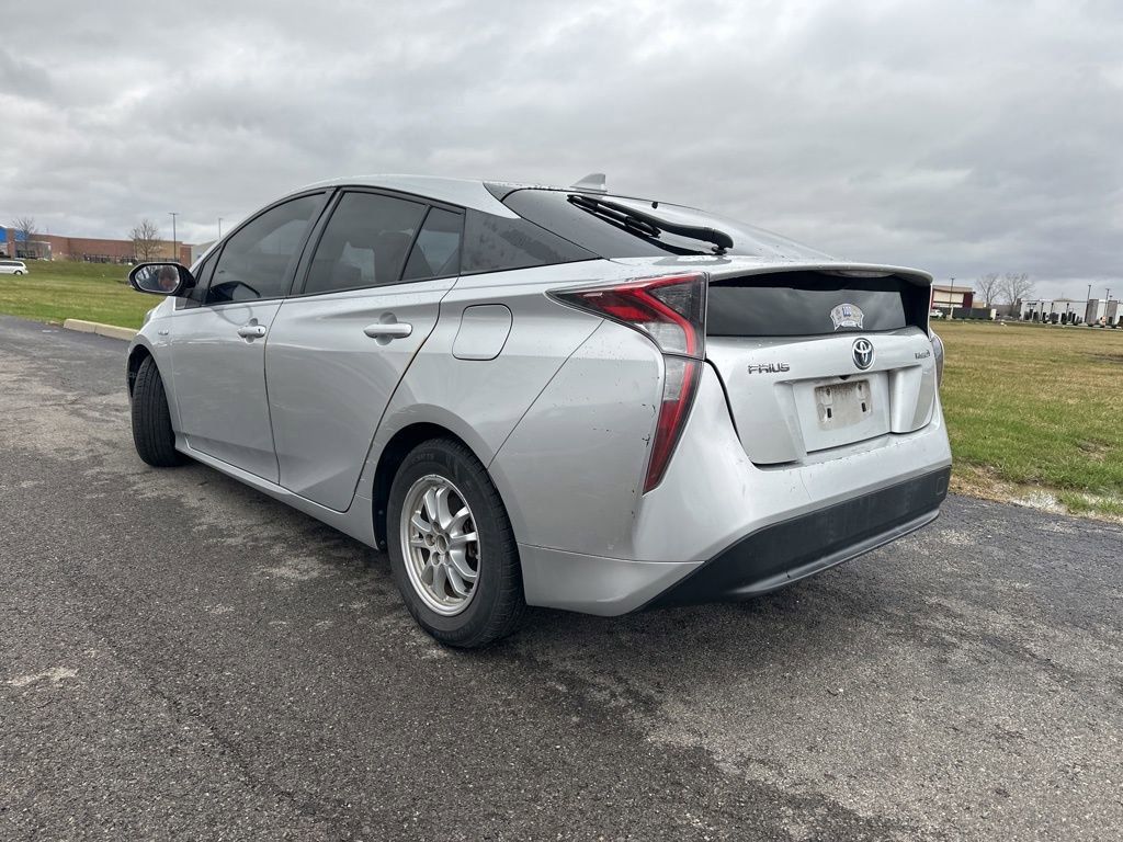 Used 2017 Toyota Prius Two w/ Carpet Mat Package image 7