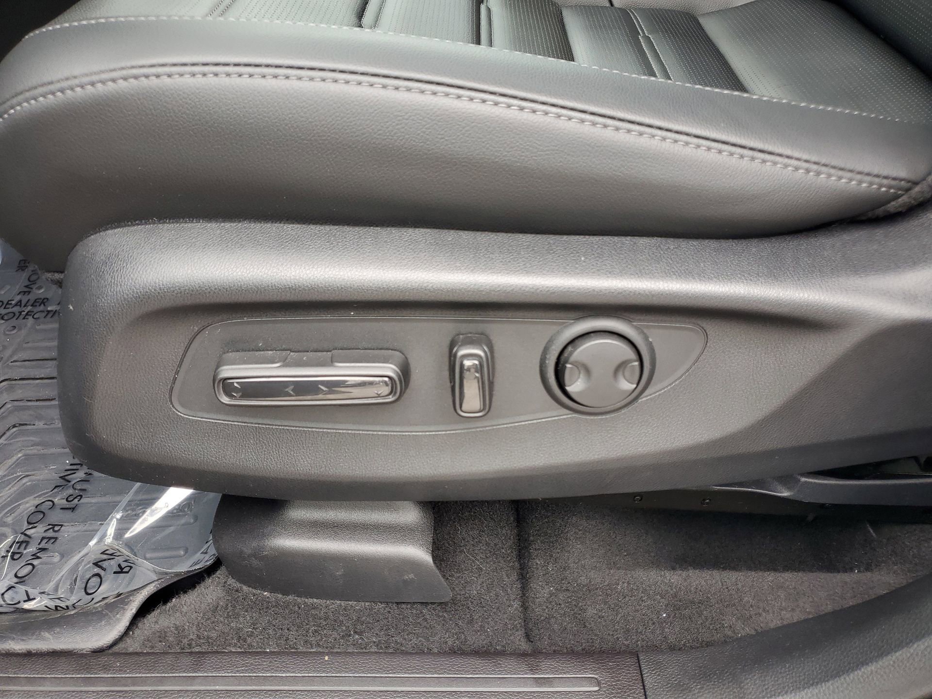 Used 2025 Honda CR-V EX-L image 16