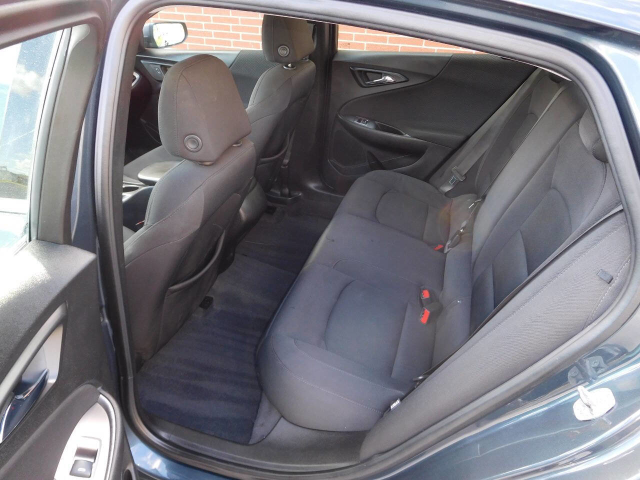 Used 2019 Chevrolet Malibu LS image 6