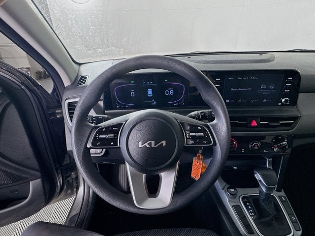 Certified 2025 Kia Seltos LX AWD/4WD image 11
