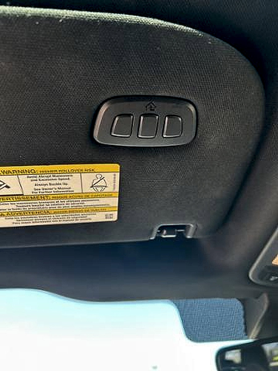 Used 2018 Ford F150 Platinum w/ Equipment Group 701A Luxury image 20