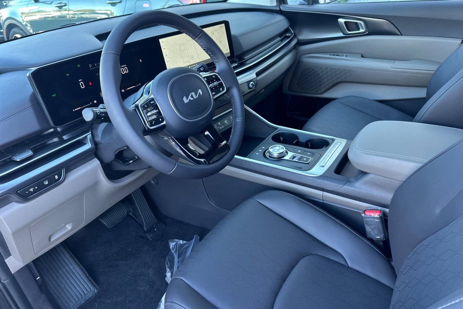 New 2026 Kia Carnival LXS image 10