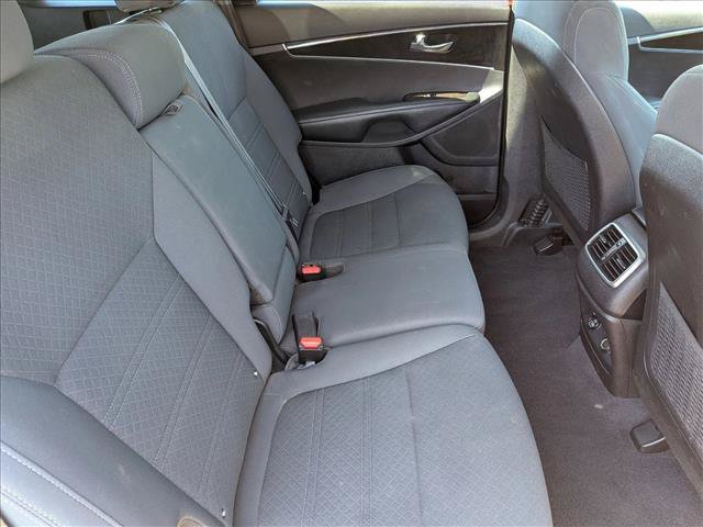 Used 2017 Kia Sorento AWD image 20