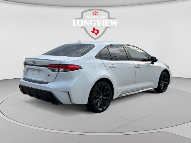 Certified 2023 Toyota Corolla SE w/ SE Premium Package FWD image 5