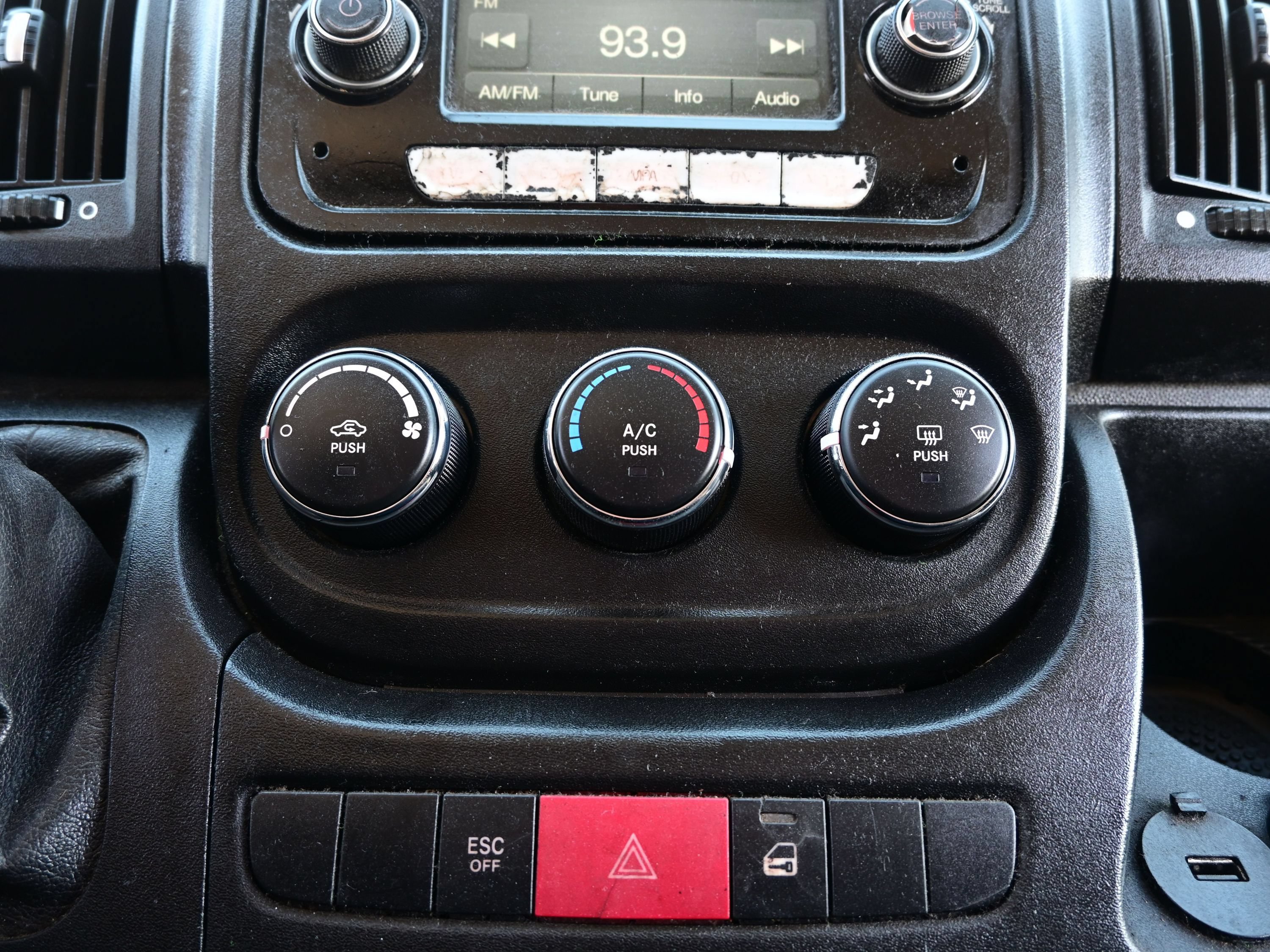 Used 2017 RAM ProMaster 2500 FWD image 25