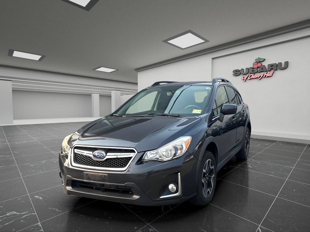 Used 2017 Subaru Crosstrek 2.0i Premium w/ Moonroof Package AWD/4WD image 5