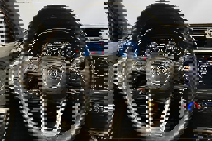 Used 2025 Audi Q3 2.0T Premium image 25