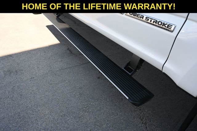 Used 2022 Ford F350 Platinum w/ FX4 Off-Road Package AWD/4WD image 95
