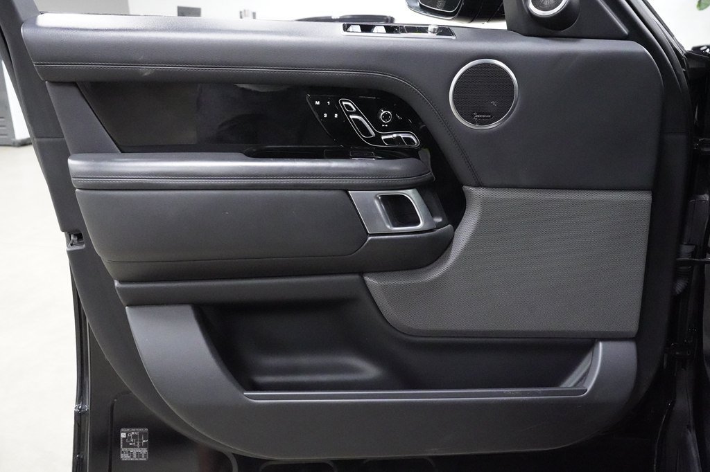 Used 2019 Land Rover Range Rover Supercharged AWD/4WD image 9
