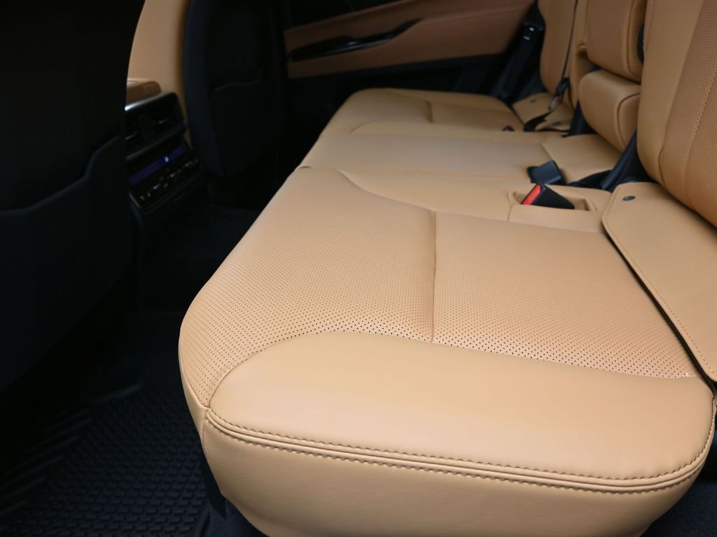 New 2026 Lexus LX 700h Luxury image 17