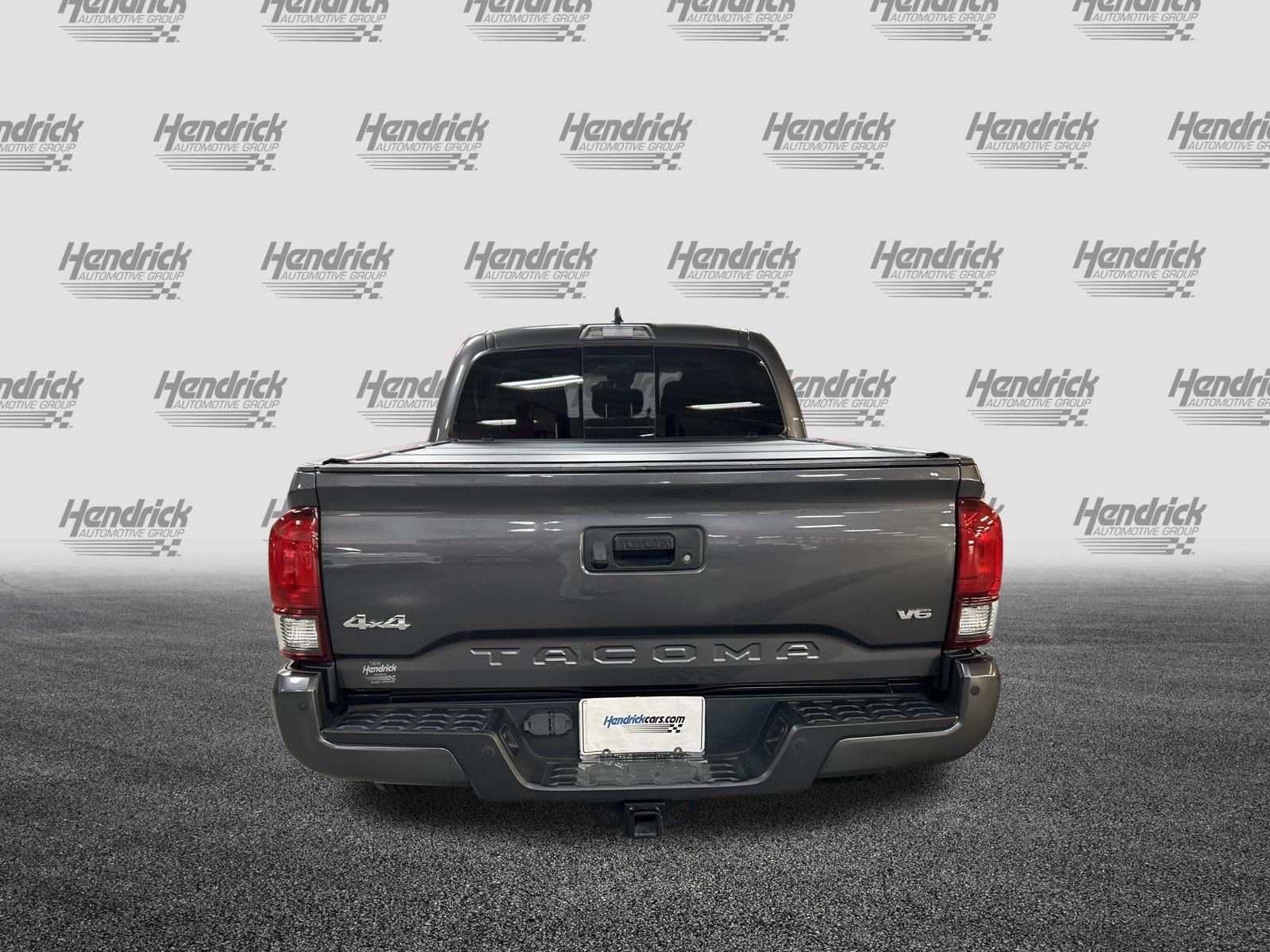 Used 2023 Toyota Tacoma SR5 AWD/4WD image 9