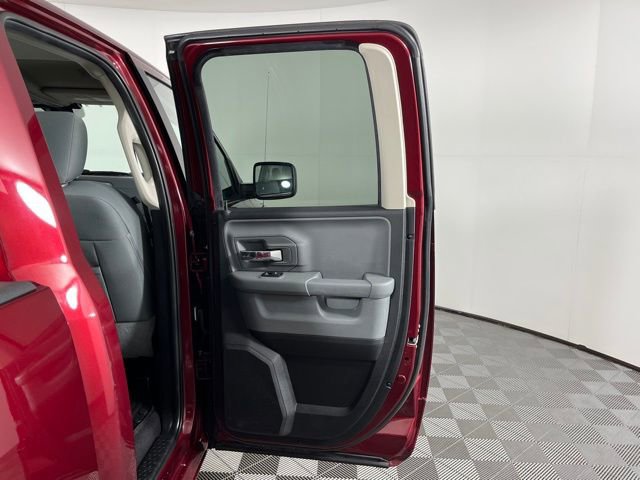 Used 2019 RAM 1500 Classic Warlock w/ Electronics Group AWD/4WD image 40