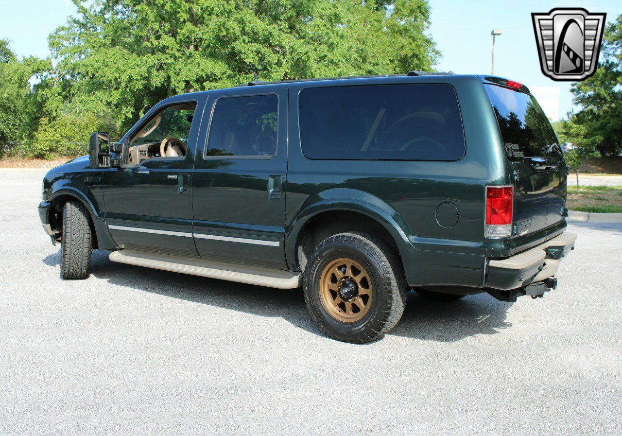 Used 2003 Ford Excursion Limited image 5
