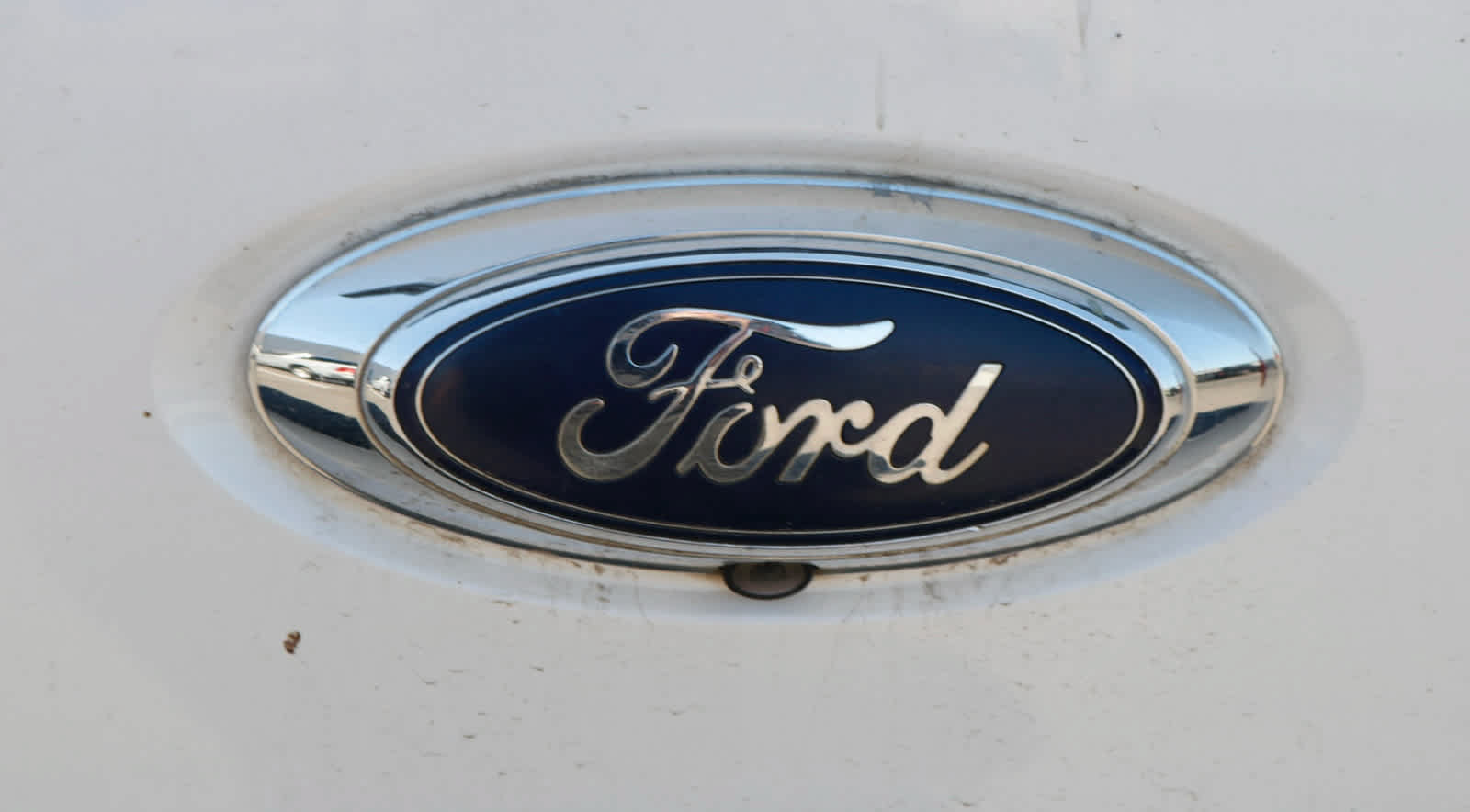 Used 2015 Ford F350 Lariat w/ FX4 4x4 Off Road Package image 9