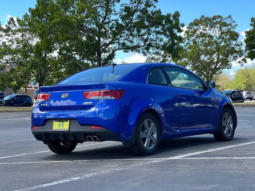Used 2012 Kia Forte Koup EX FWD image 5