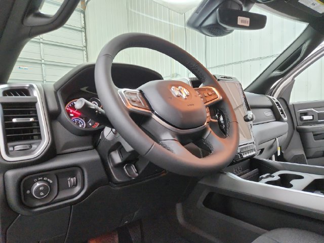 New 2026 RAM 2500 Big Horn AWD/4WD image 19