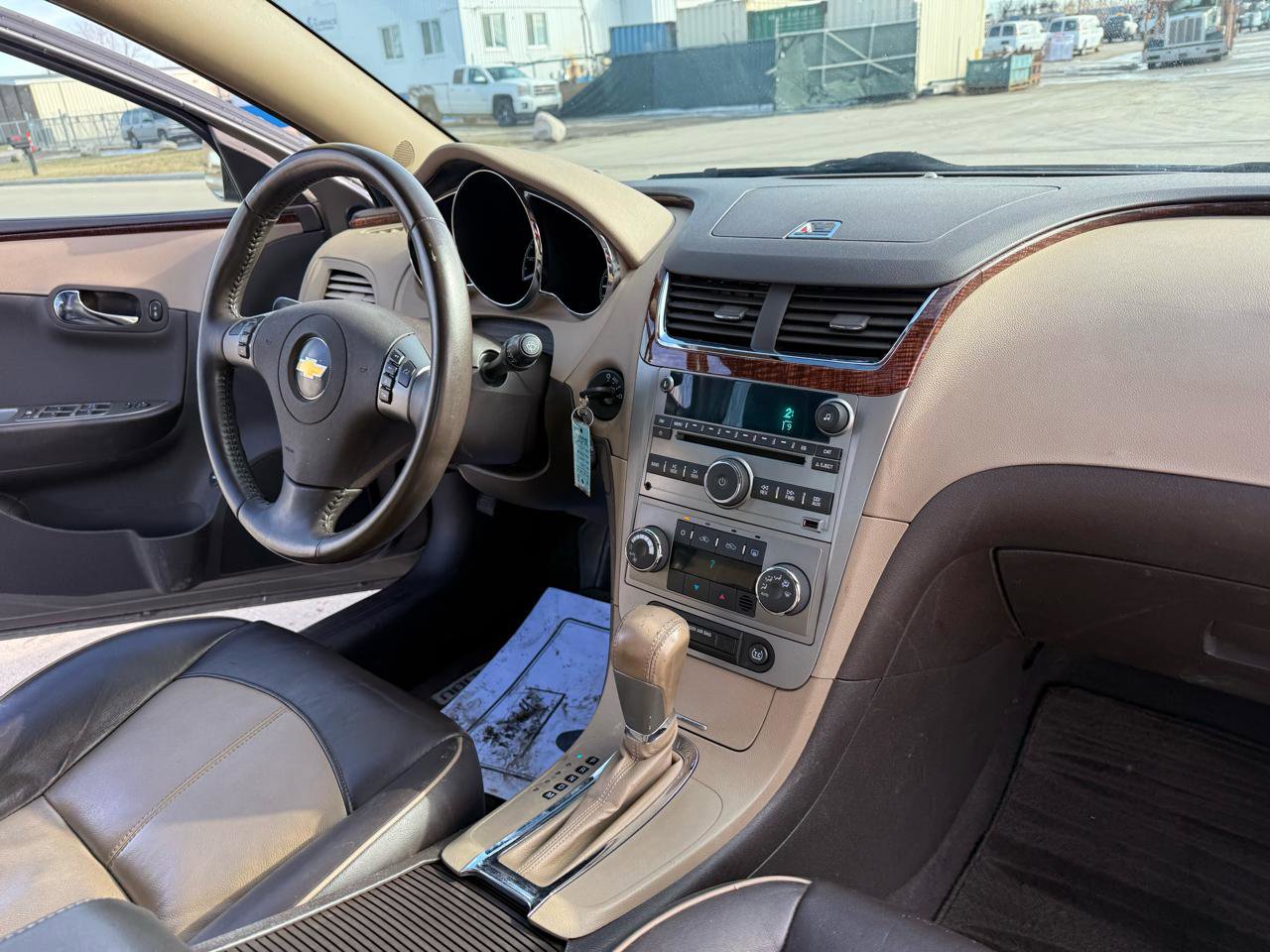 Used 2011 Chevrolet Malibu LTZ w/ HFV6 Engine Package image 23