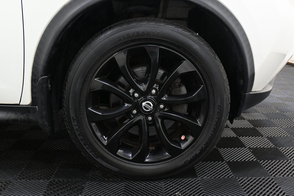 Used 2017 Nissan Juke SV image 35