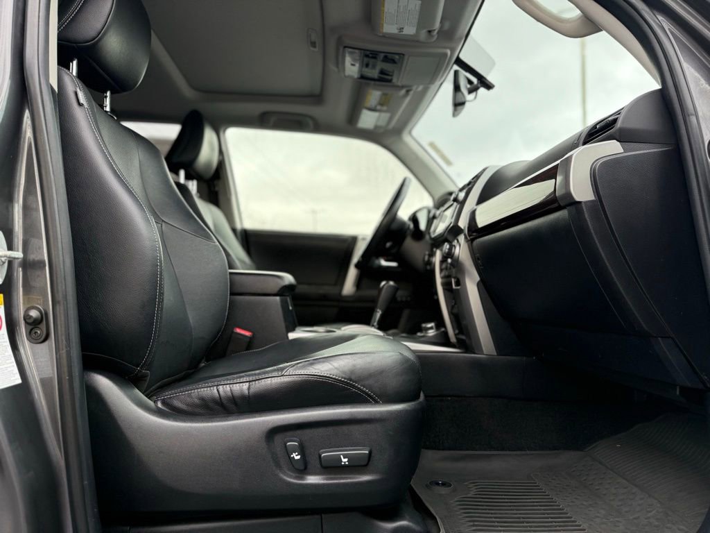 Used 2017 Toyota 4Runner Limited image 20