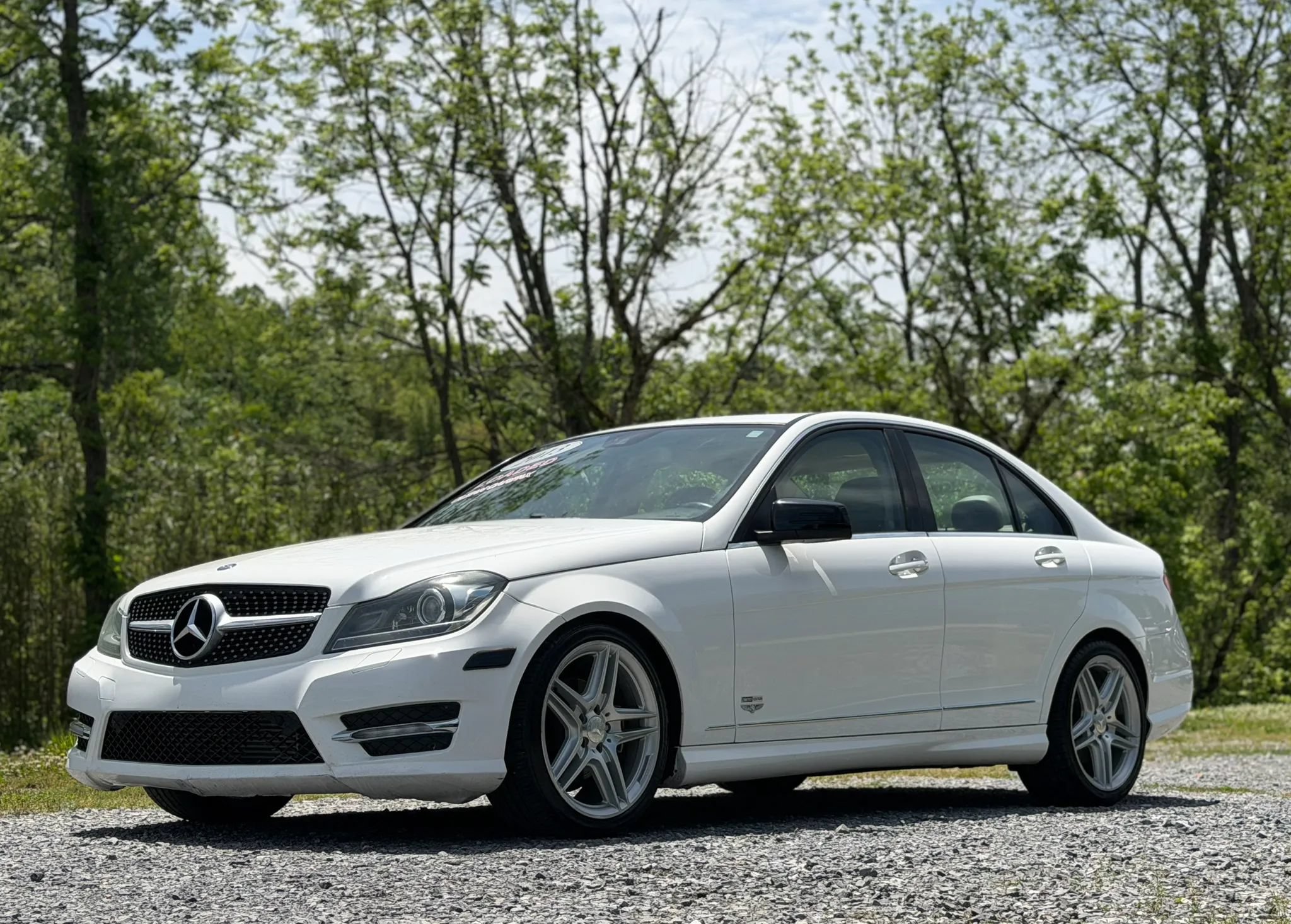 Used 2013 Mercedes-Benz C 250 Sedan image 3