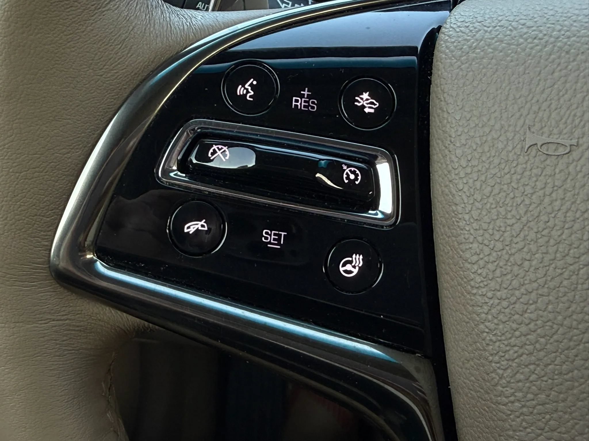 Used 2016 Cadillac CTS Luxury RWD image 29