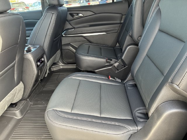 New 2027 Chevrolet Traverse LT w/ Driver Confidence Package FWD image 16