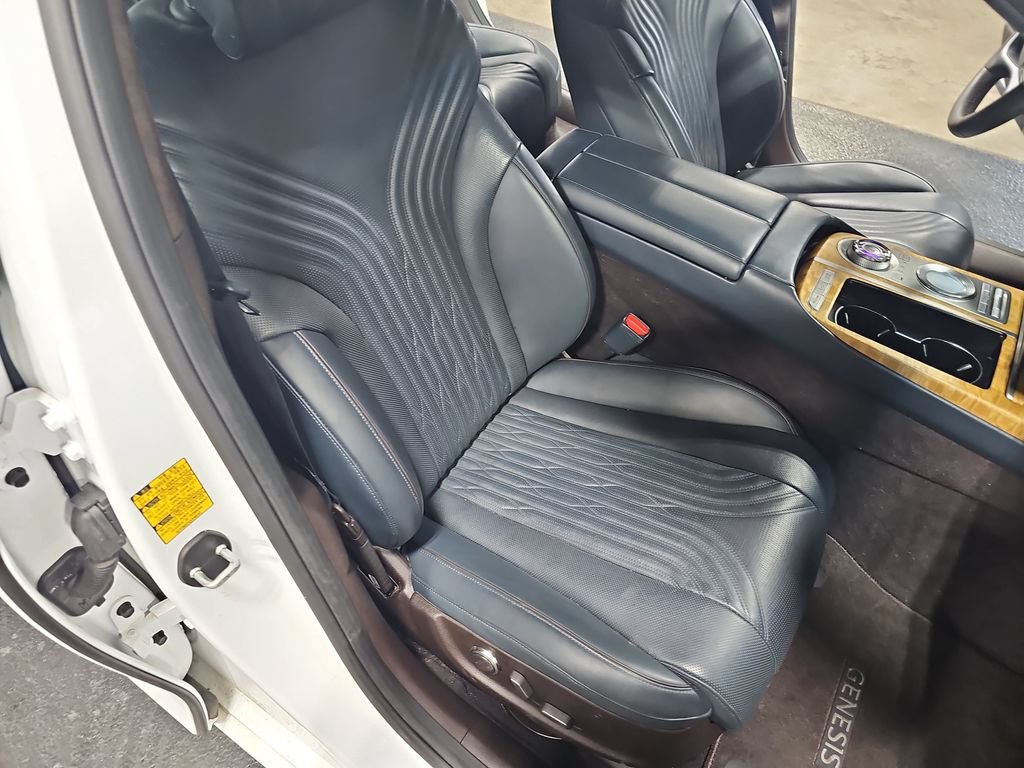Used 2021 Genesis G80 3.5T w/ Prestige Package AWD/4WD image 10