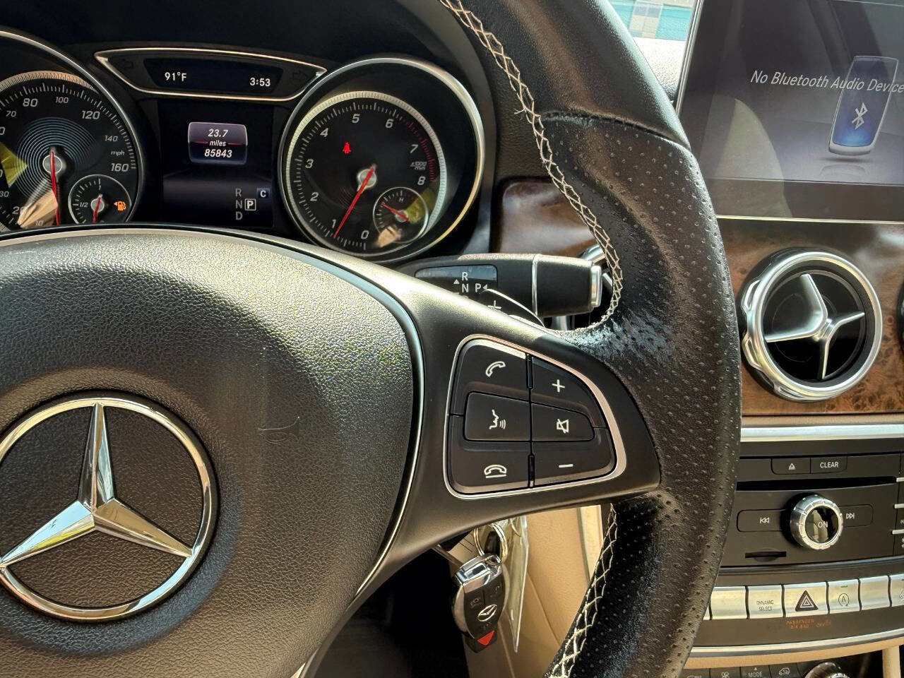 Used 2020 Mercedes-Benz GLA 250 4MATIC image 40