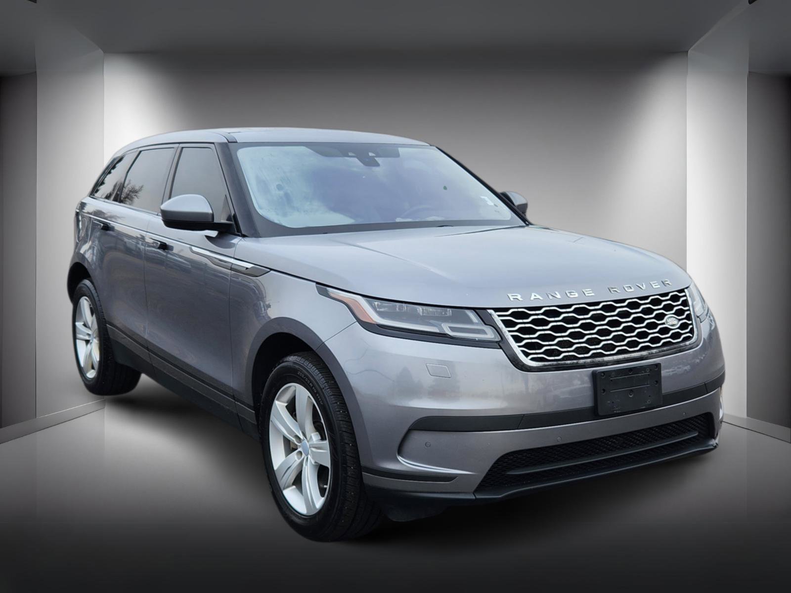 Used 2020 Land Rover Range Rover Velar S image 4