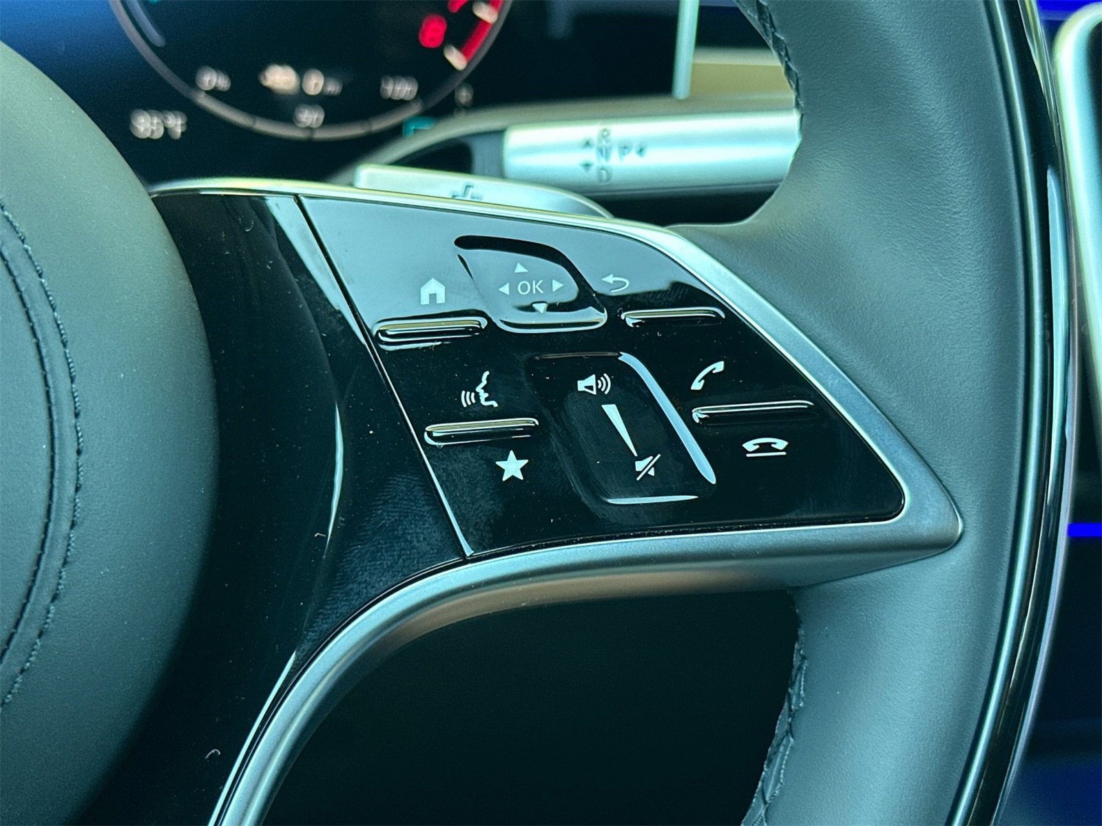 New 2026 Mercedes-Benz S 580e 4MATIC Sedan image 28