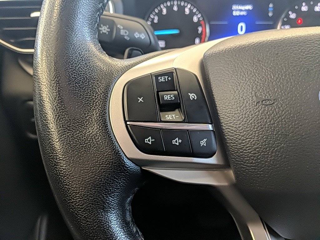 Used 2021 Ford Explorer XLT w/ Equipment Group 202A image 14