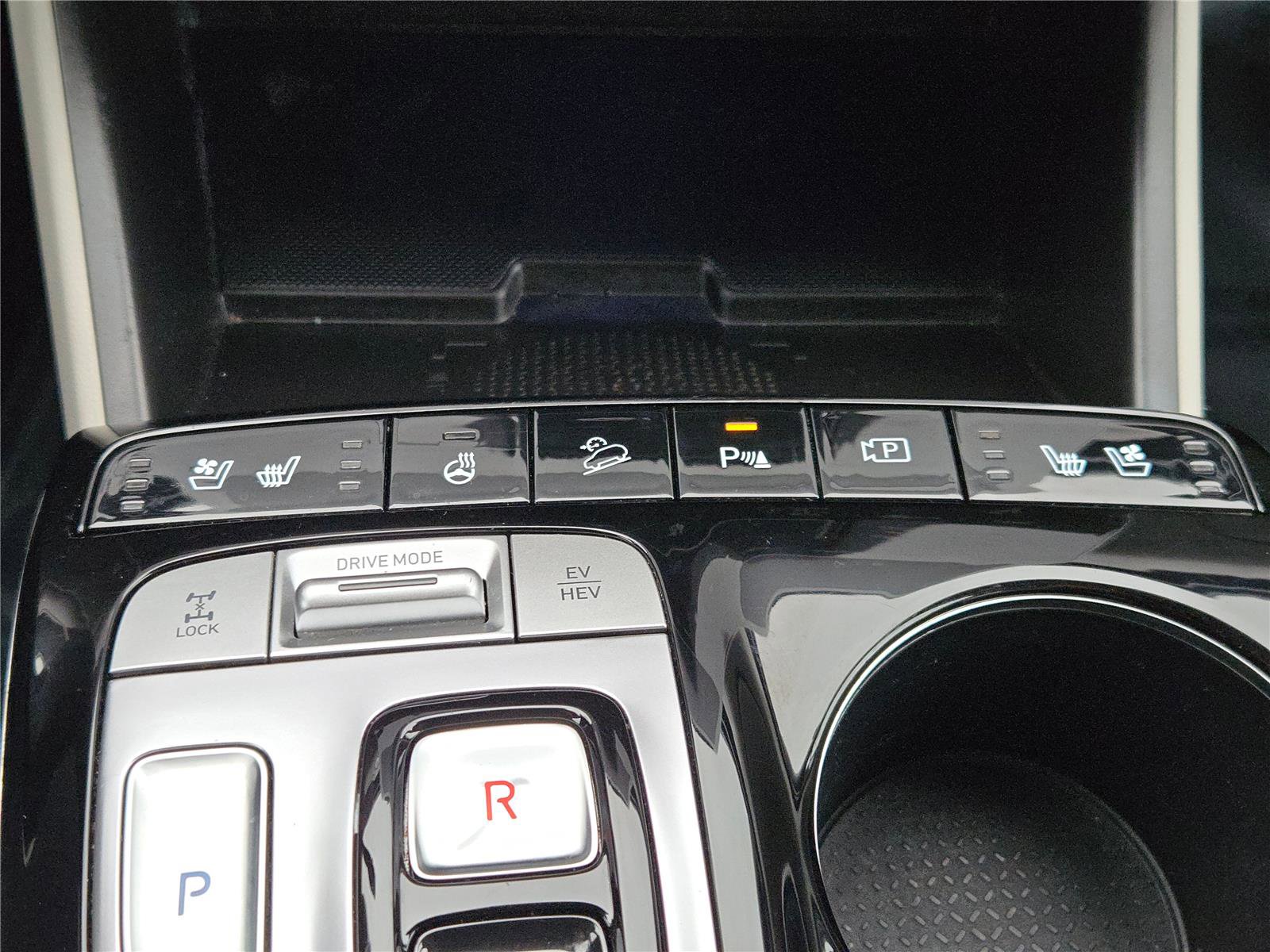 Used 2024 Hyundai Tucson Limited image 34