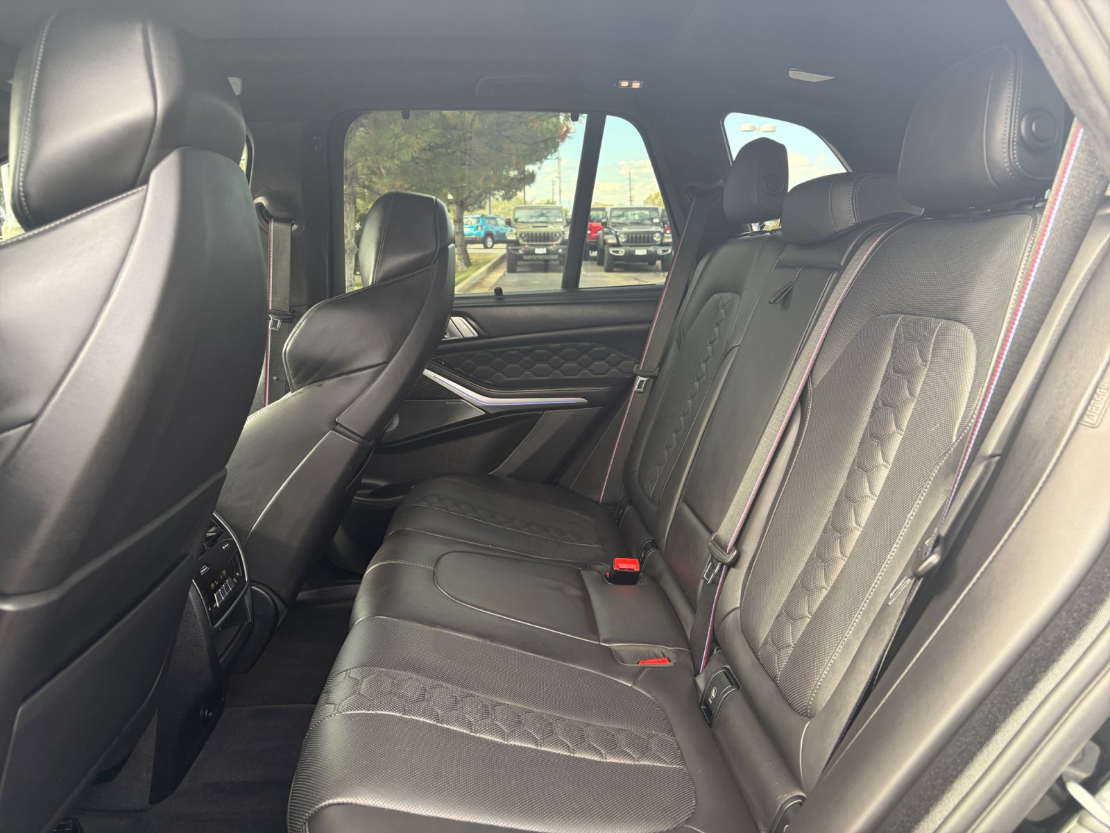 Used 2022 BMW X5 M w/ Competition Package 2 AWD/4WD image 16
