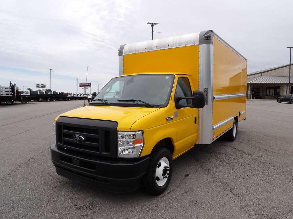 Used 2021 Ford E-350 and Econoline 350 Super Duty RWD image 50