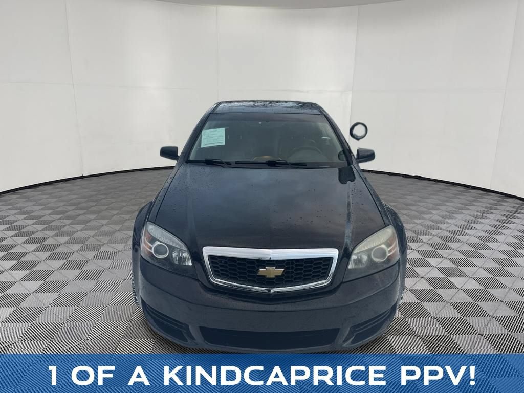 Used 2011 Chevrolet Caprice RWD image 2