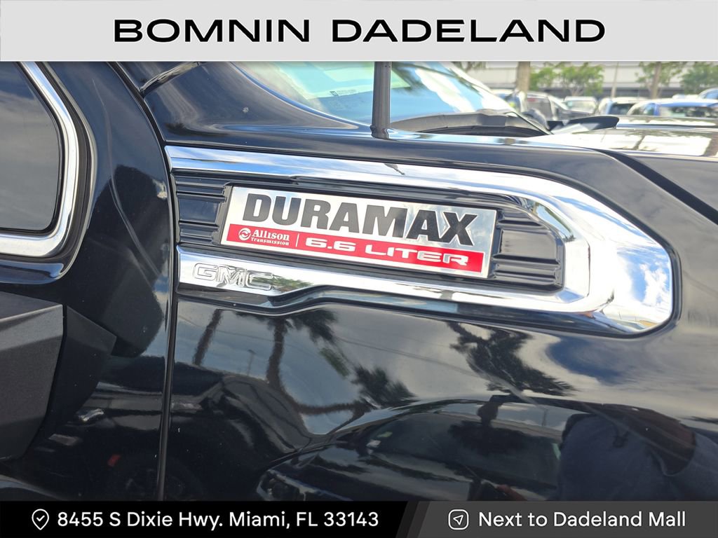 Used 2022 GMC Sierra 3500 Denali w/ Denali Ultimate Package image 11