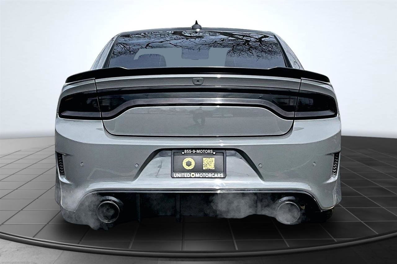 Used 2018 Dodge Charger R/T image 5