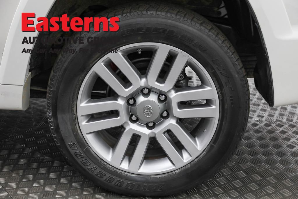 Used 2010 Toyota 4Runner Limited image 30