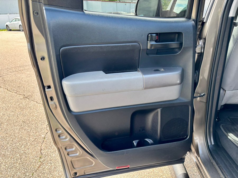 Used 2012 Toyota Tundra 4x4 Double Cab w/ TRD Off-Road Pkg image 19