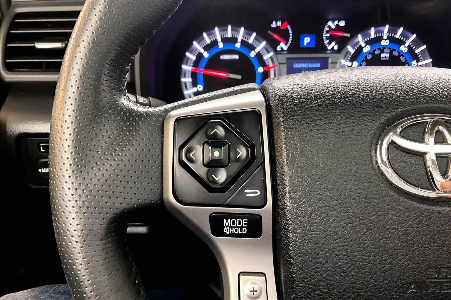 Used 2019 Toyota 4Runner SR5 Premium RWD image 23