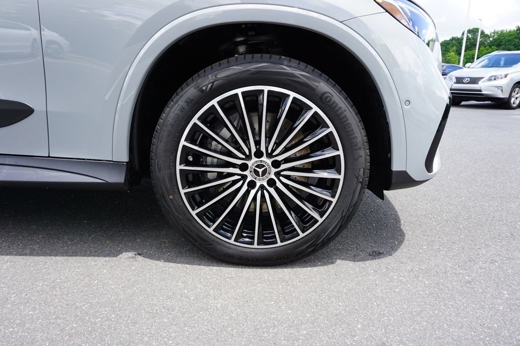Certified 2025 Mercedes-Benz GLC 300 4MATIC image 18