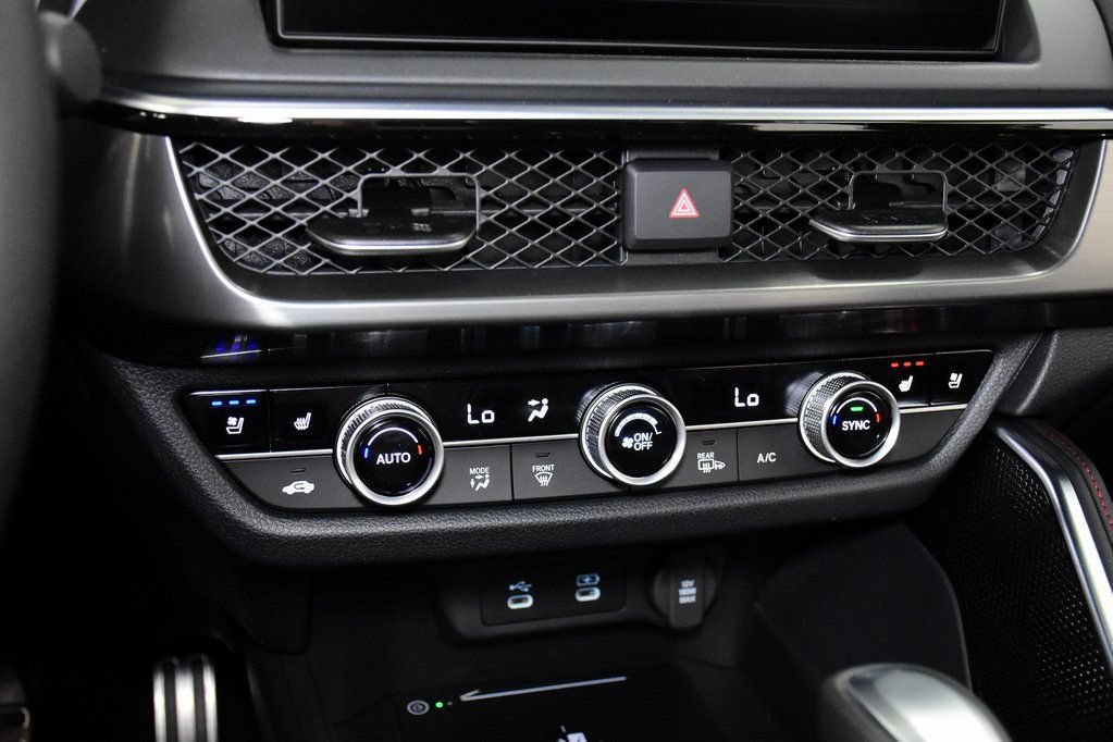 Used 2025 Acura ADX A-Spec AWD/4WD image 19