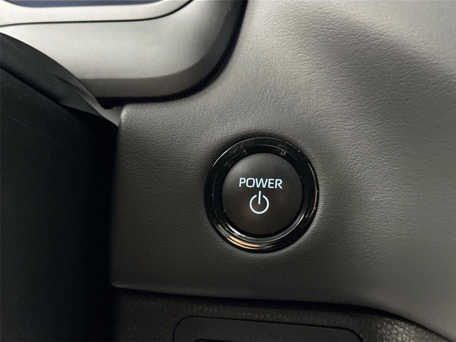 Certified 2025 Toyota Sequoia Platinum AWD/4WD image 22