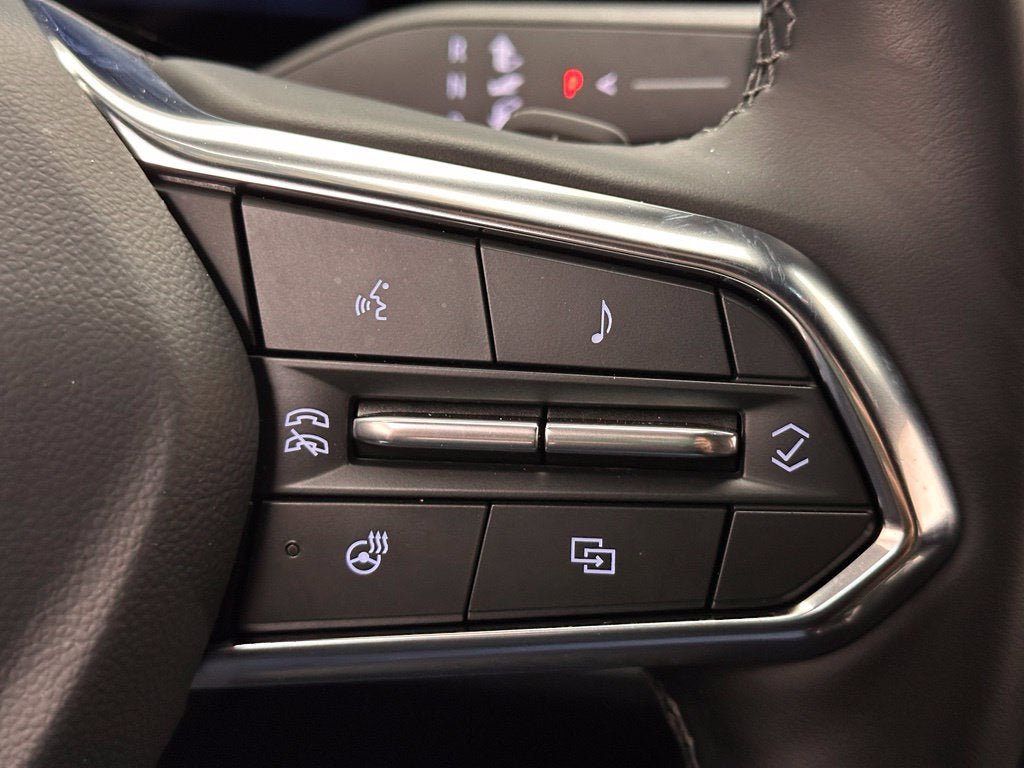 Used 2026 Chevrolet Equinox LT FWD image 11